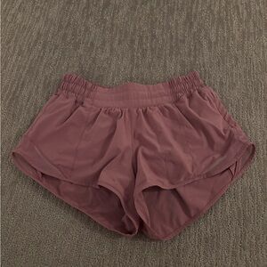 Lululemon Low Rise Hotty Hot Shorts 2.5 inch inseam